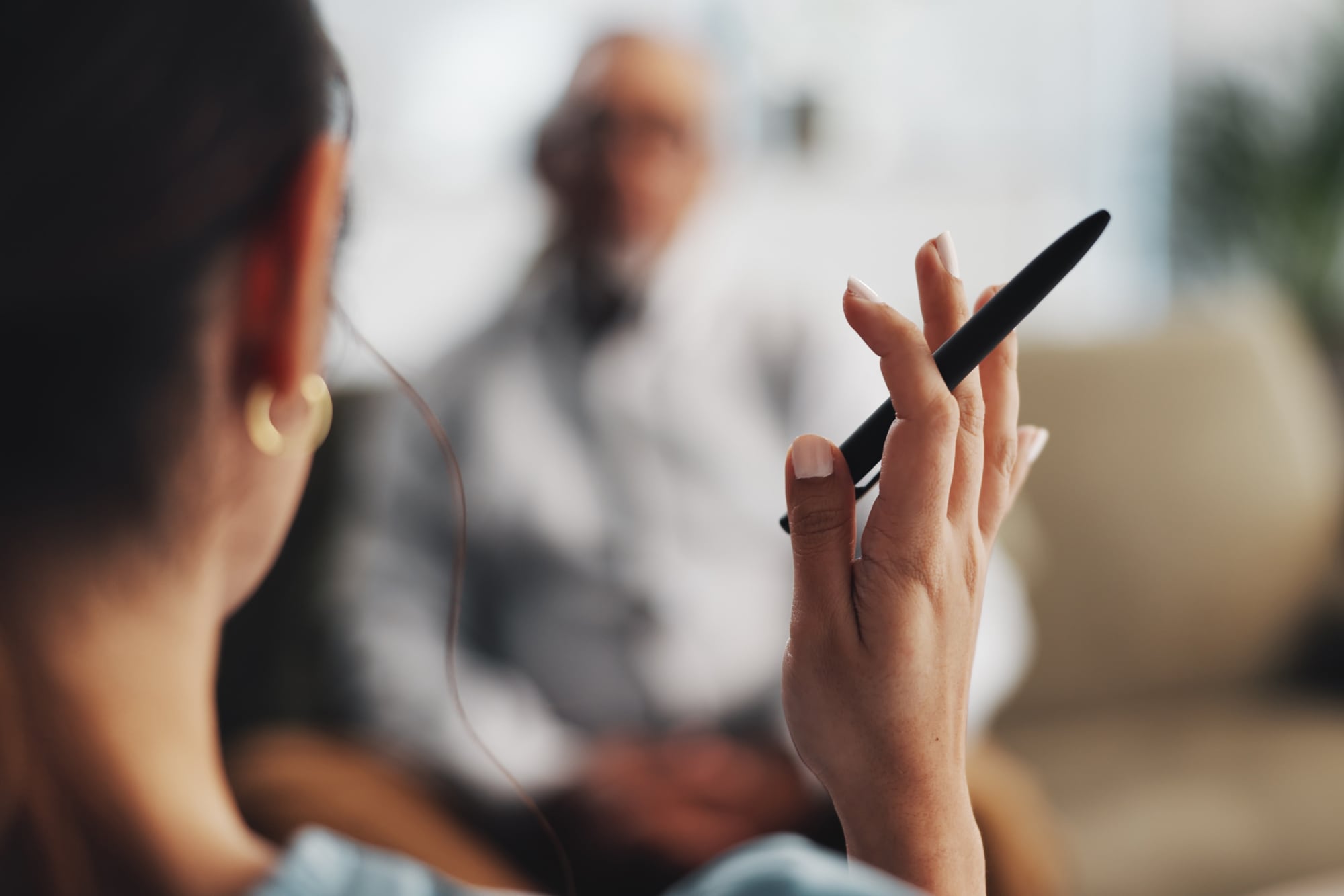 La mayoría de los estudios afirman que podría hablar de un comportamiento obsesivo y compulsivo