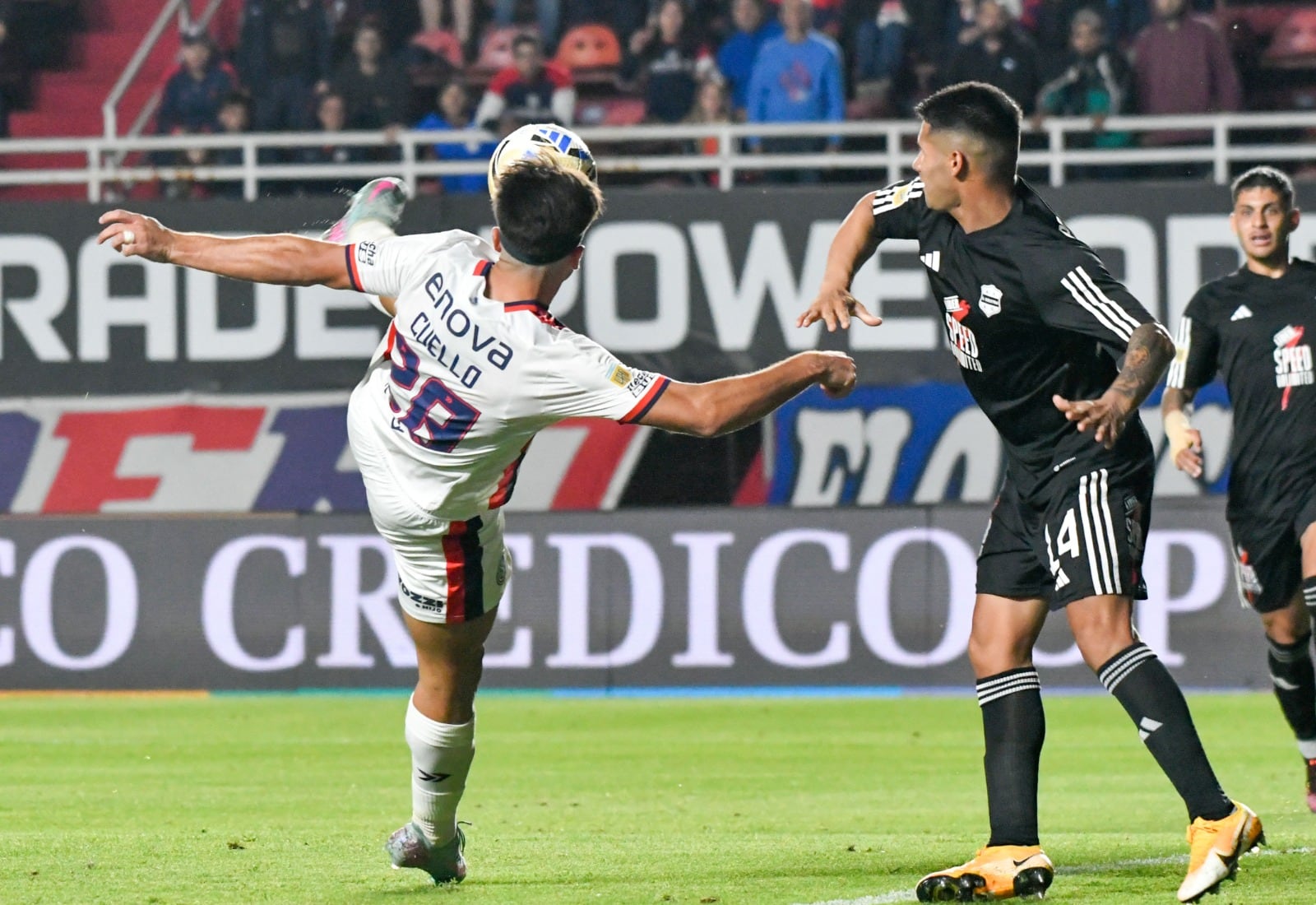 San Lorenzo le ganó a Deportivo Riestra, en otra demostración de que el fútbol va a salvar su futuro