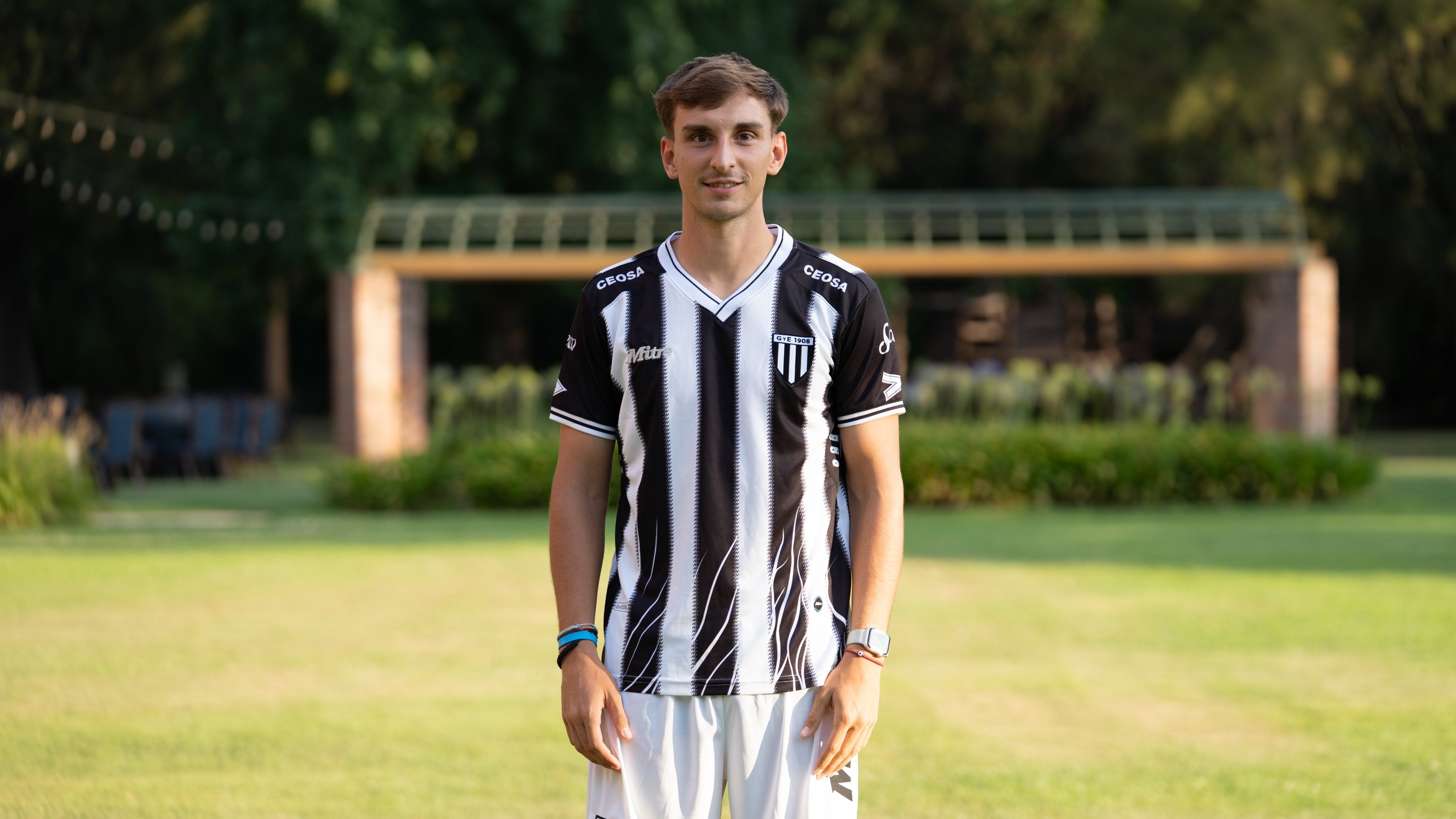 Simoni pasó el 14 de enero de Boca al Gimnasia mendocino; ocho días después debutó en el club, en la primera y también en su carrera goleadora en la división.