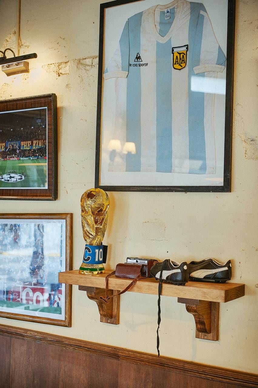 Rincones bien futboleros en La Tribuna