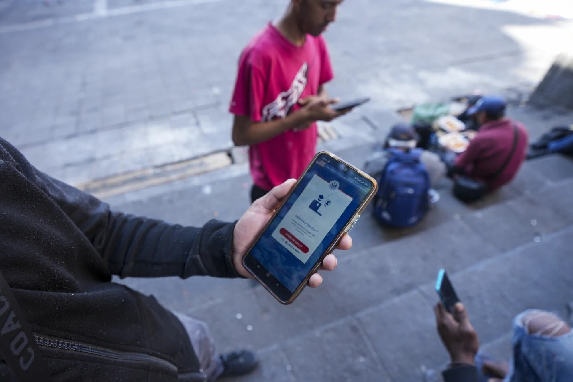 El DHS asegura que la CBP Home es completamente segura y flexible