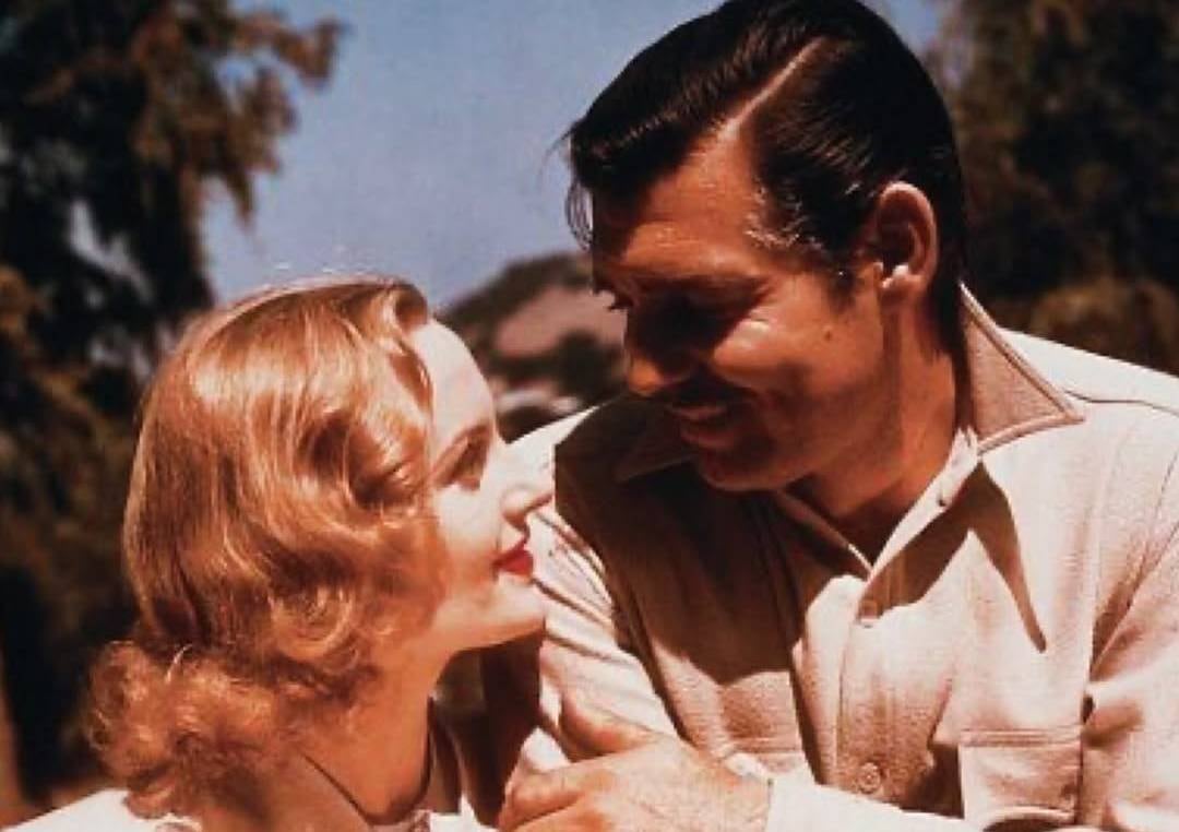 “El misterio del vuelo 3″: arrasaban en pantalla y vivieron una historia de amor que terminó en tragedia por culpa de una moneda