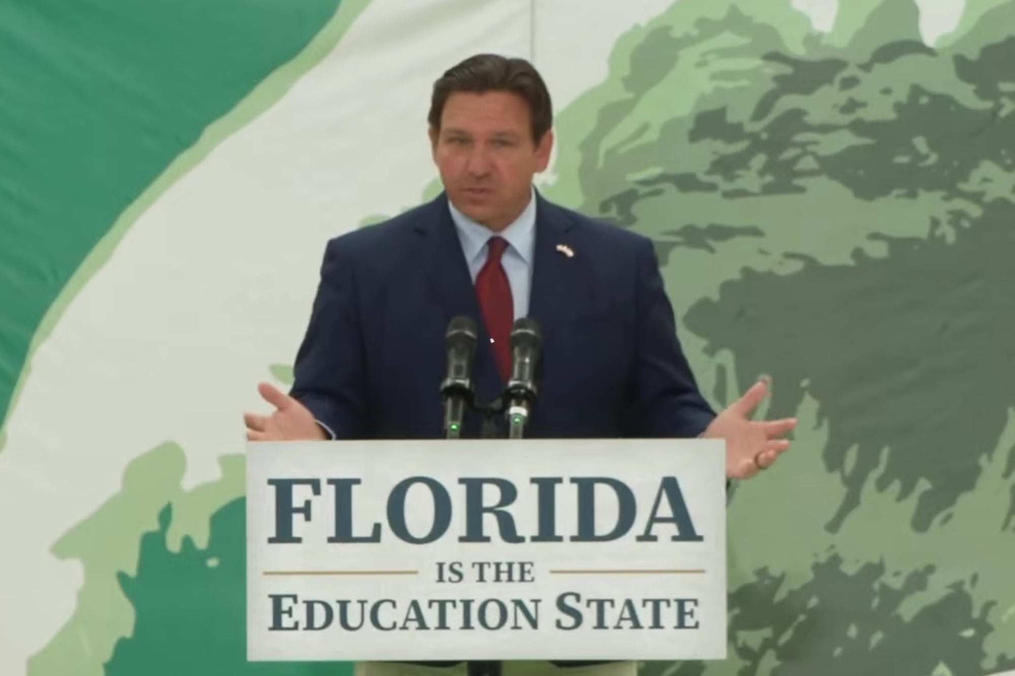 Noticias del sur de Florida y Miami hoy, en vivo: DeSantis firma la ley SB 1296 que impacta en la educación