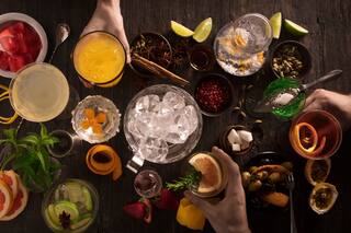 Cuatro cócteles refrescantes para adelantarse al verano