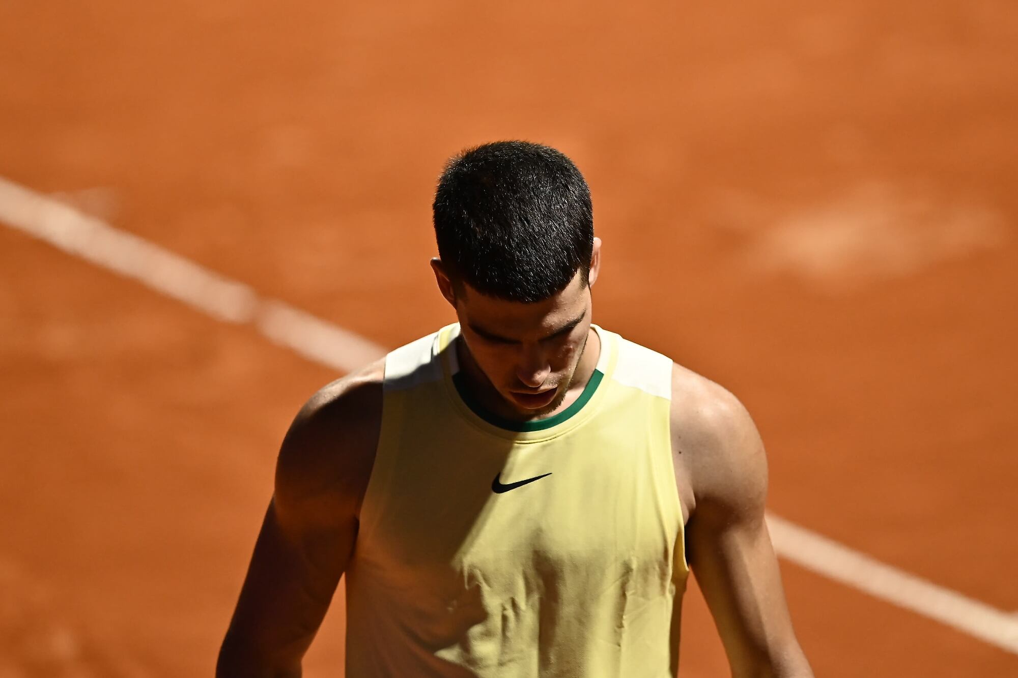 Carlos Alcaraz se bajó del Masters 1000 de Roma, una nueva luz de alarma en la previa de Roland Garros