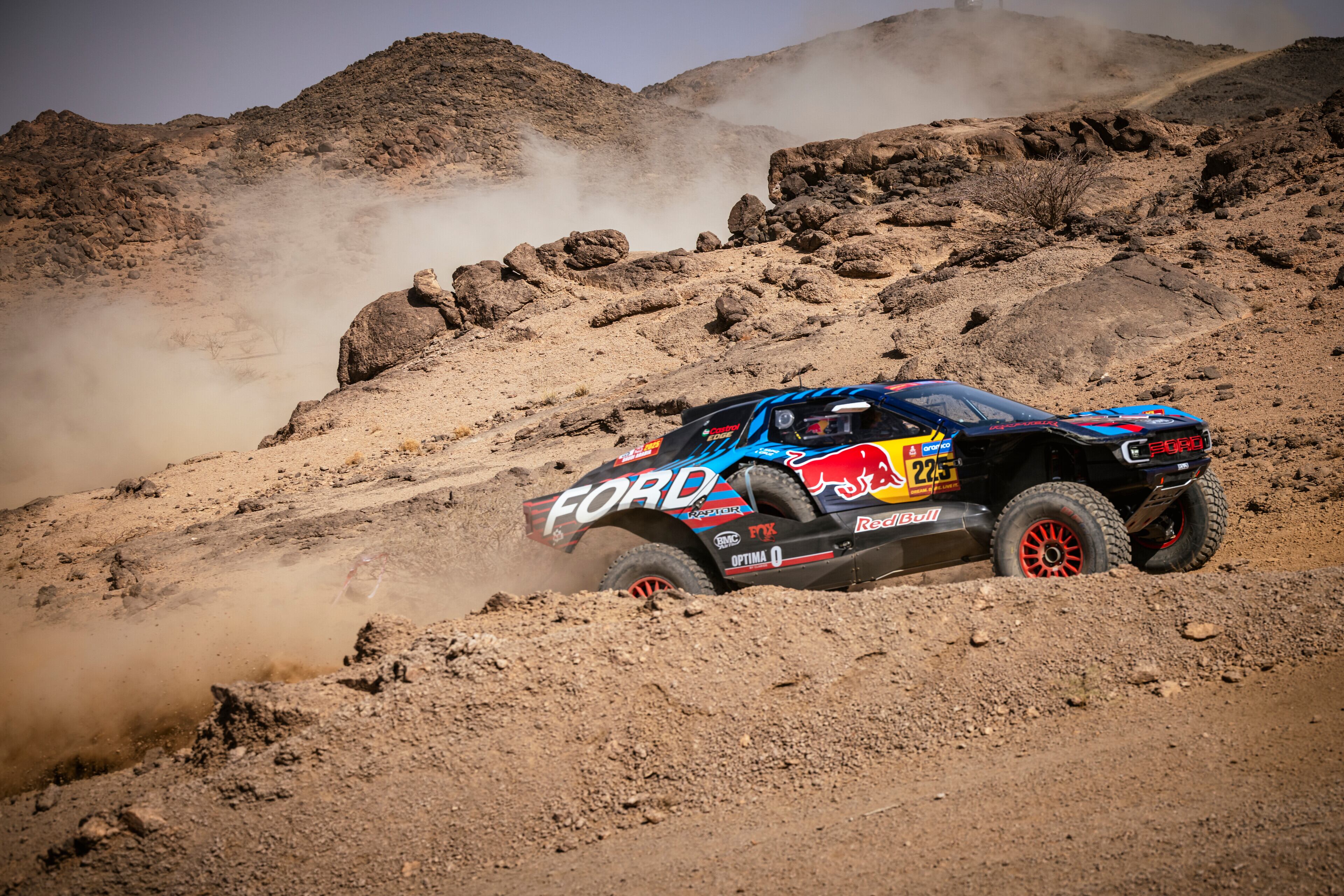 Carlos Sainz busca alcanzar su quinto título en el Dakar con una marca diferente