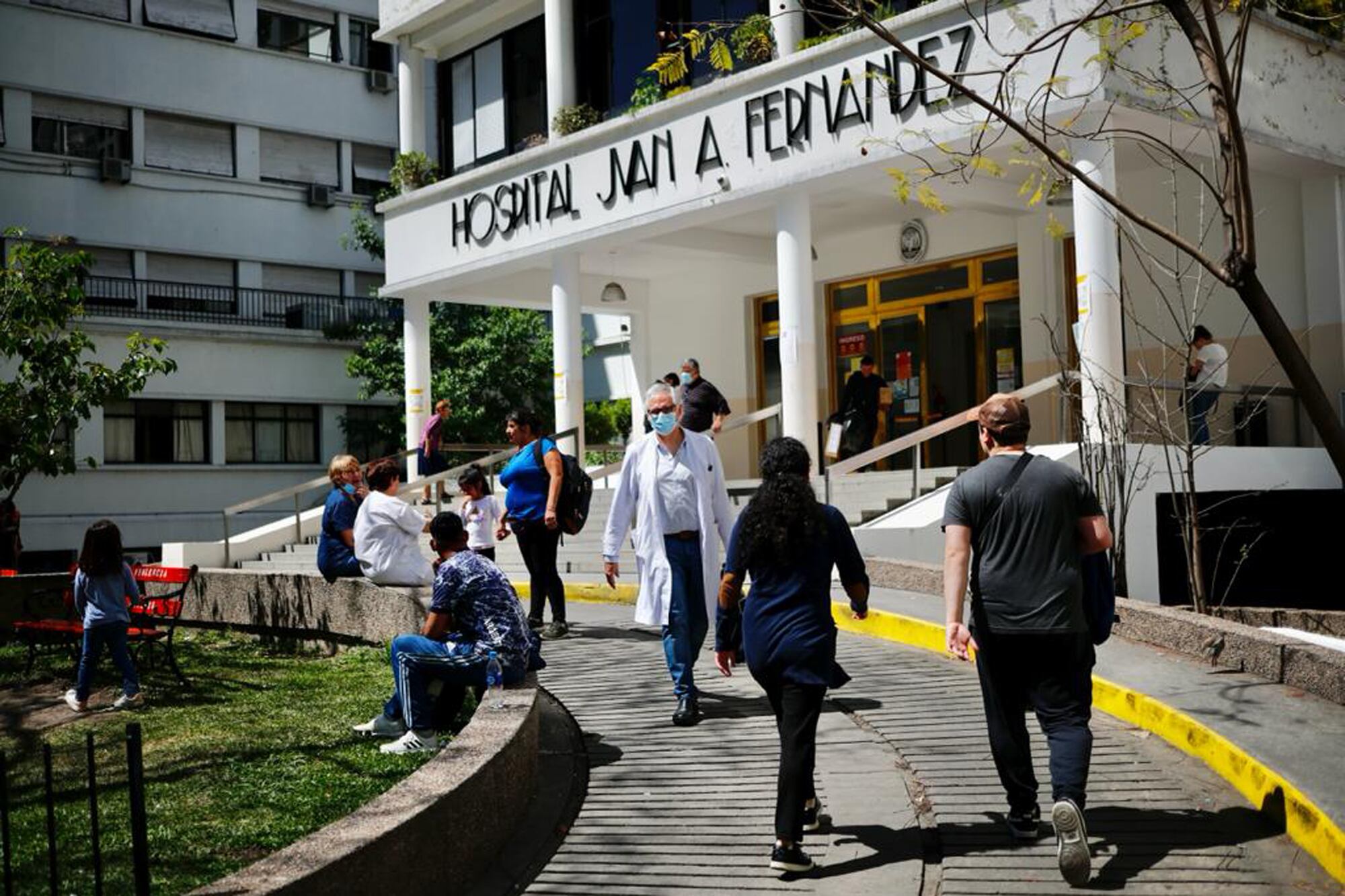 Alarcón se encuentra estable y fuera de peligro en el Hospital Fernández