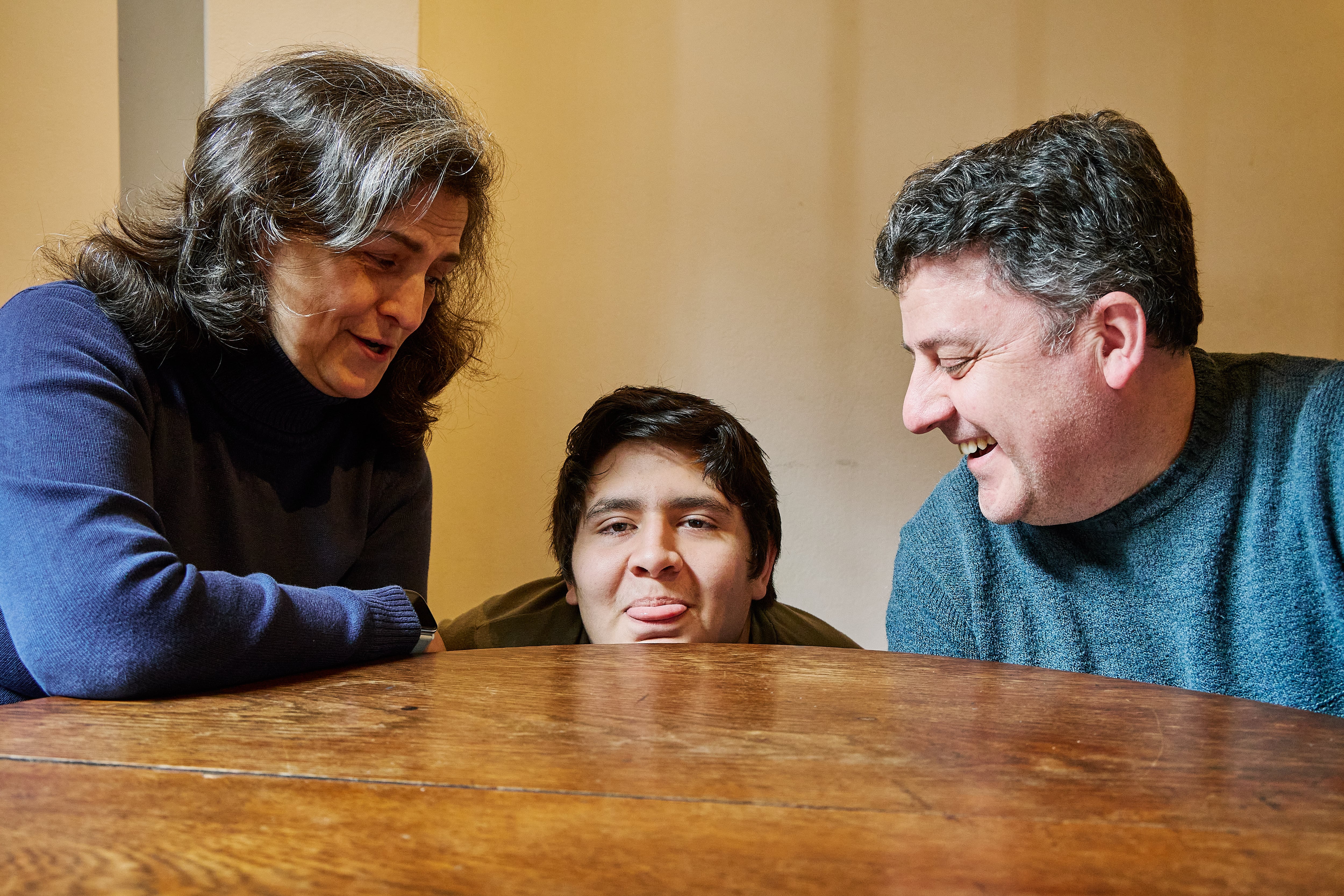Jorgelina, Lucas y Agustín comparten el amor por la música, el humor y la cocina