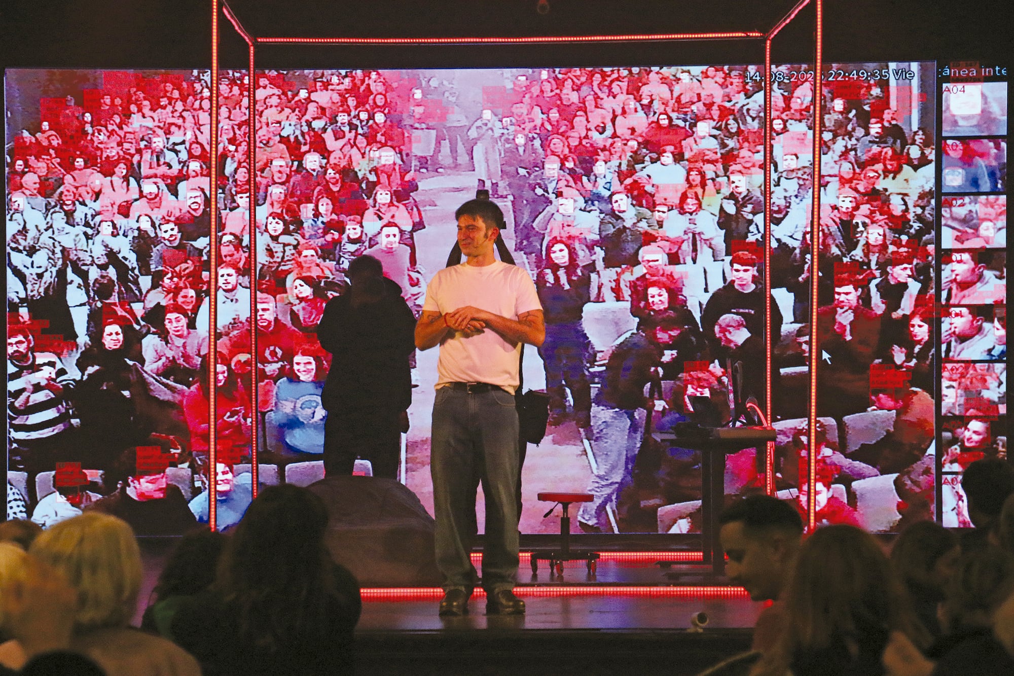 Pedro Rosemblat en el escenario