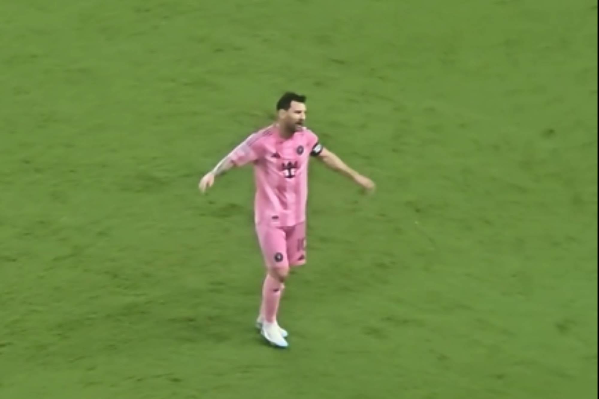 El enojo de Lionel Messi cuando el árbitro decidió suspender el partido de Inter Miami en la Leagues Cup