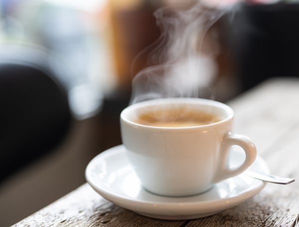 El café es uno de los clásicos gastos hormiga de los argentinos