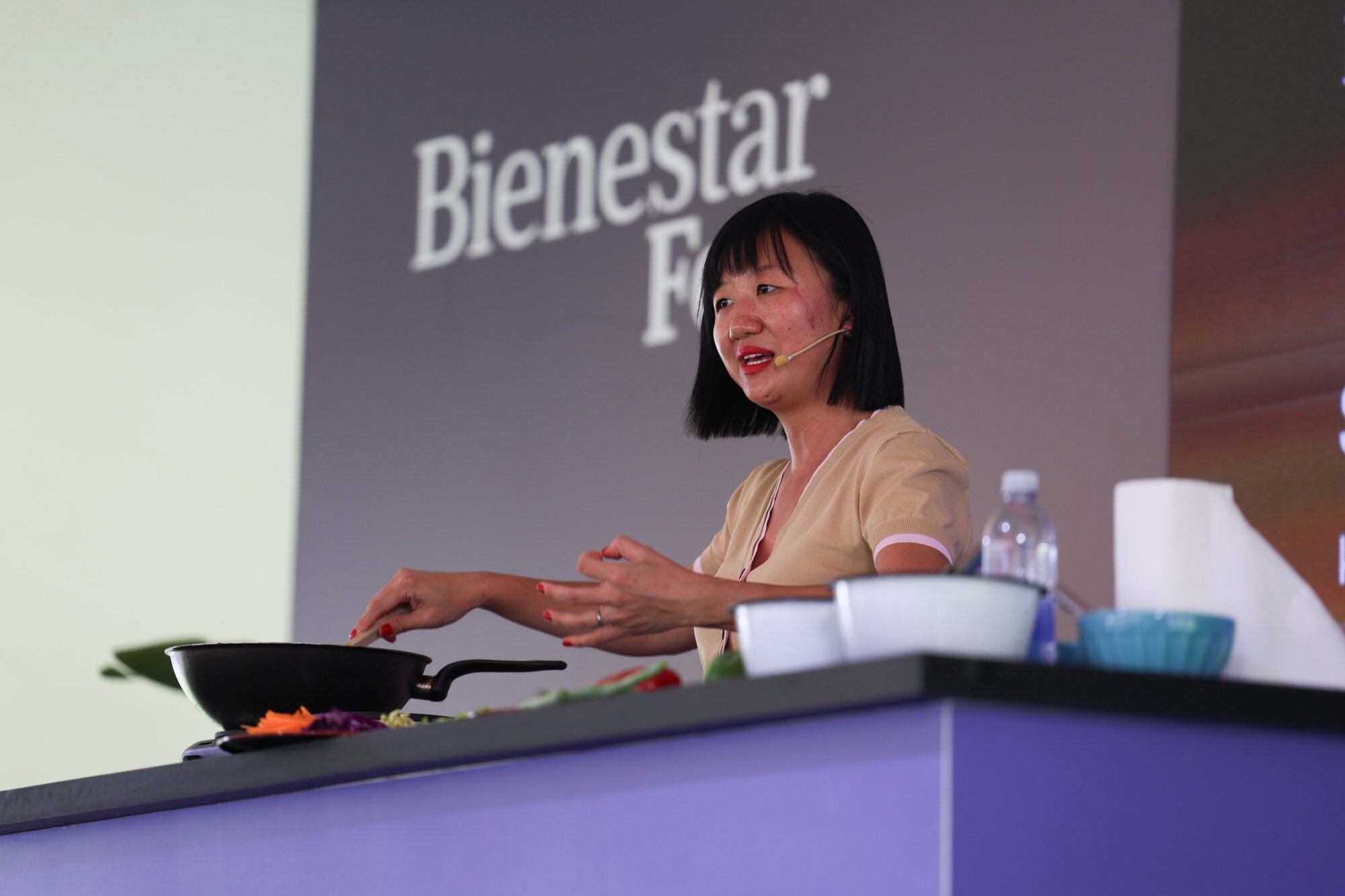 Karina Gao cocinó ante más de 300 personas