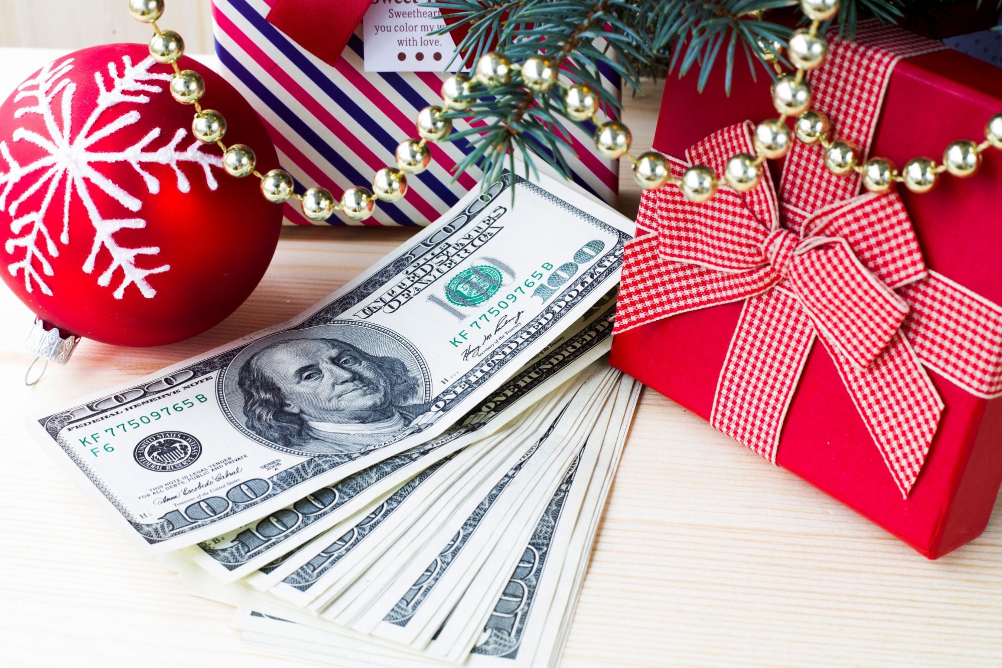 ¿Existe el bono de Navidad en EE.UU.?: el popular aguinaldo que reciben millones de trabajadores