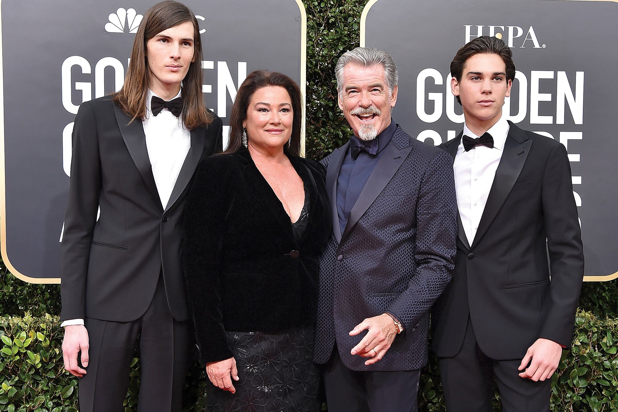 El matrimonio junto a sus hijos, Dylan y Paris