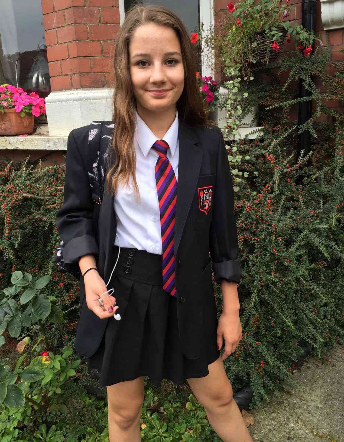 Un padre que perdió a su hija por la mala influencia de las redes sociales cree que prohibirlas no es la solución