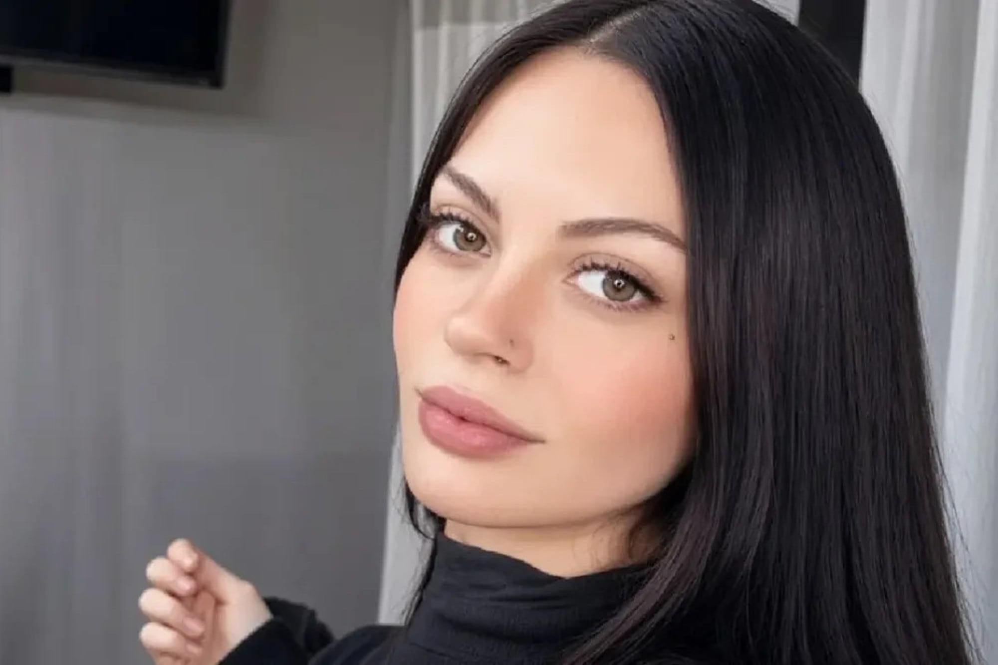 Condenaron a un hombre por incitar al suicidio a su expareja, que transmitió en vivo su muerte en TikTok