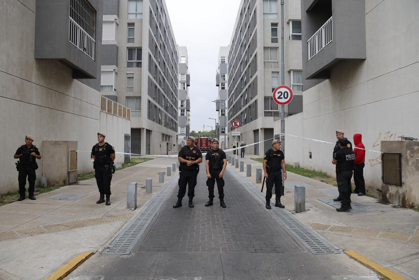 Los edificios fueron evacuados por completo
