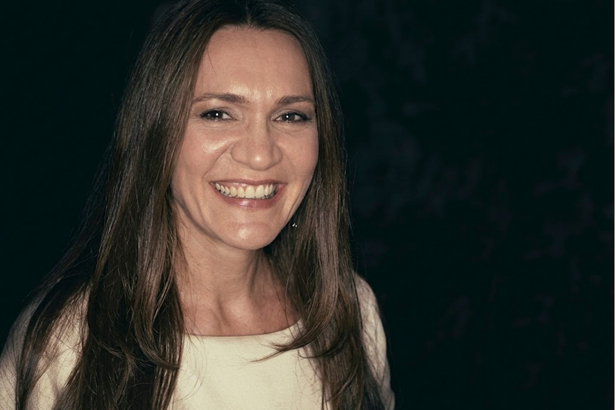 Quién es Gisela Kocsis, la empleada de la Casa Rosada que puso a su nombre la compra de blanquería para lo de Adorni