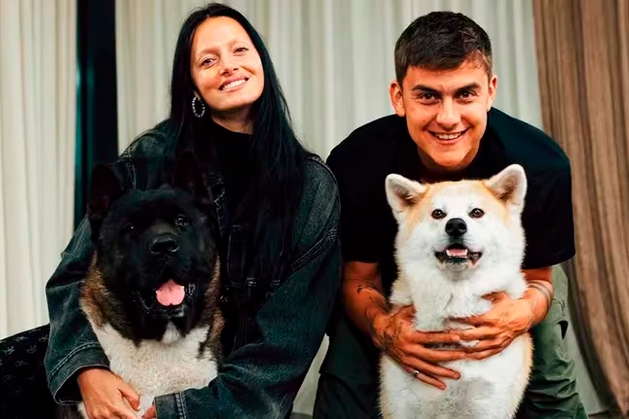 Kaia y Bowen, los dos perros de Paulo Dybala y Oriana Sabatini