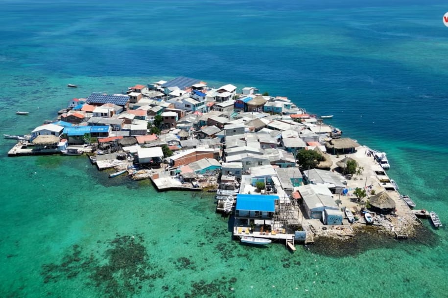Santa Cruz del Islote, la isla más sobrepoblada del mundo, está en Sudamérica: 800 personas viven en 0,01 km² y reciben 500 turistas cada día