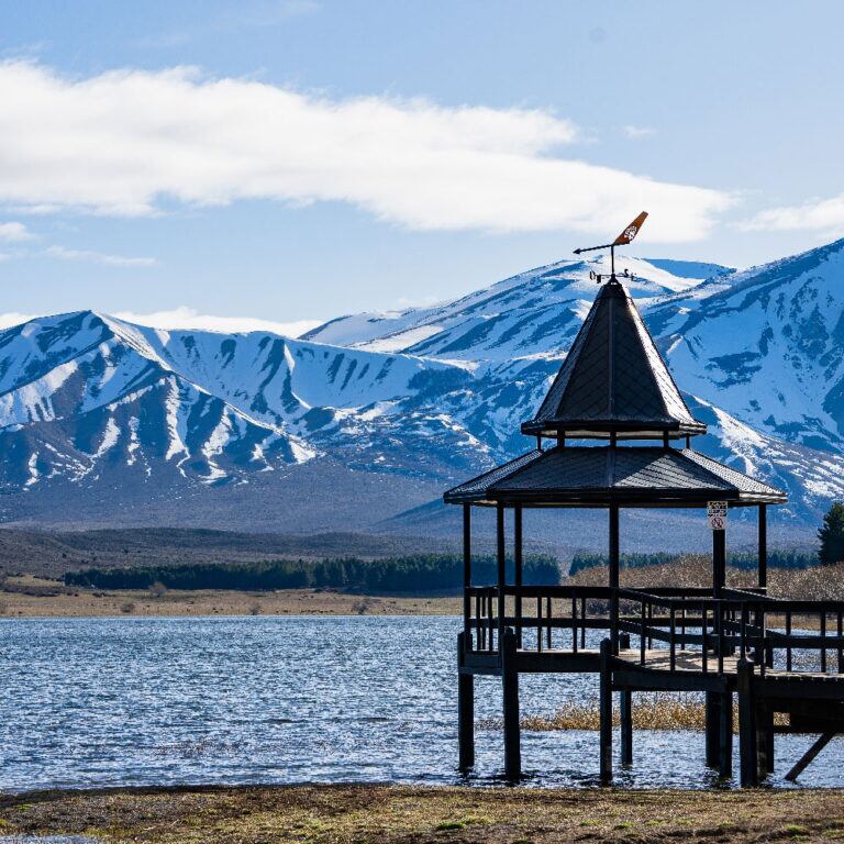 La laguna La Zeta regala vistas soñadas, por lo que es un lugar ideal para desconectar (Foto: Turismo Esquel)