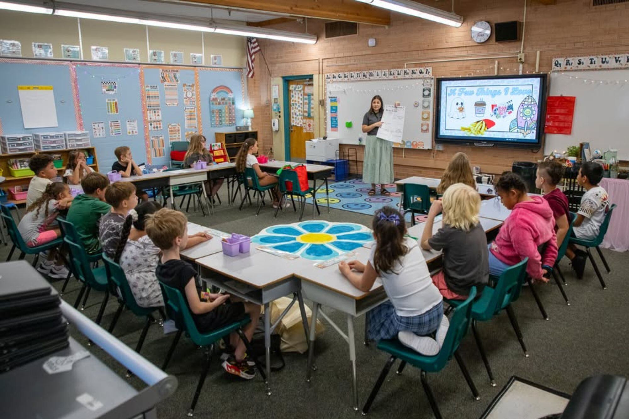 Los trabajadores del distrito escolar de Tucson contarán con un sistema de seguridad nuevo