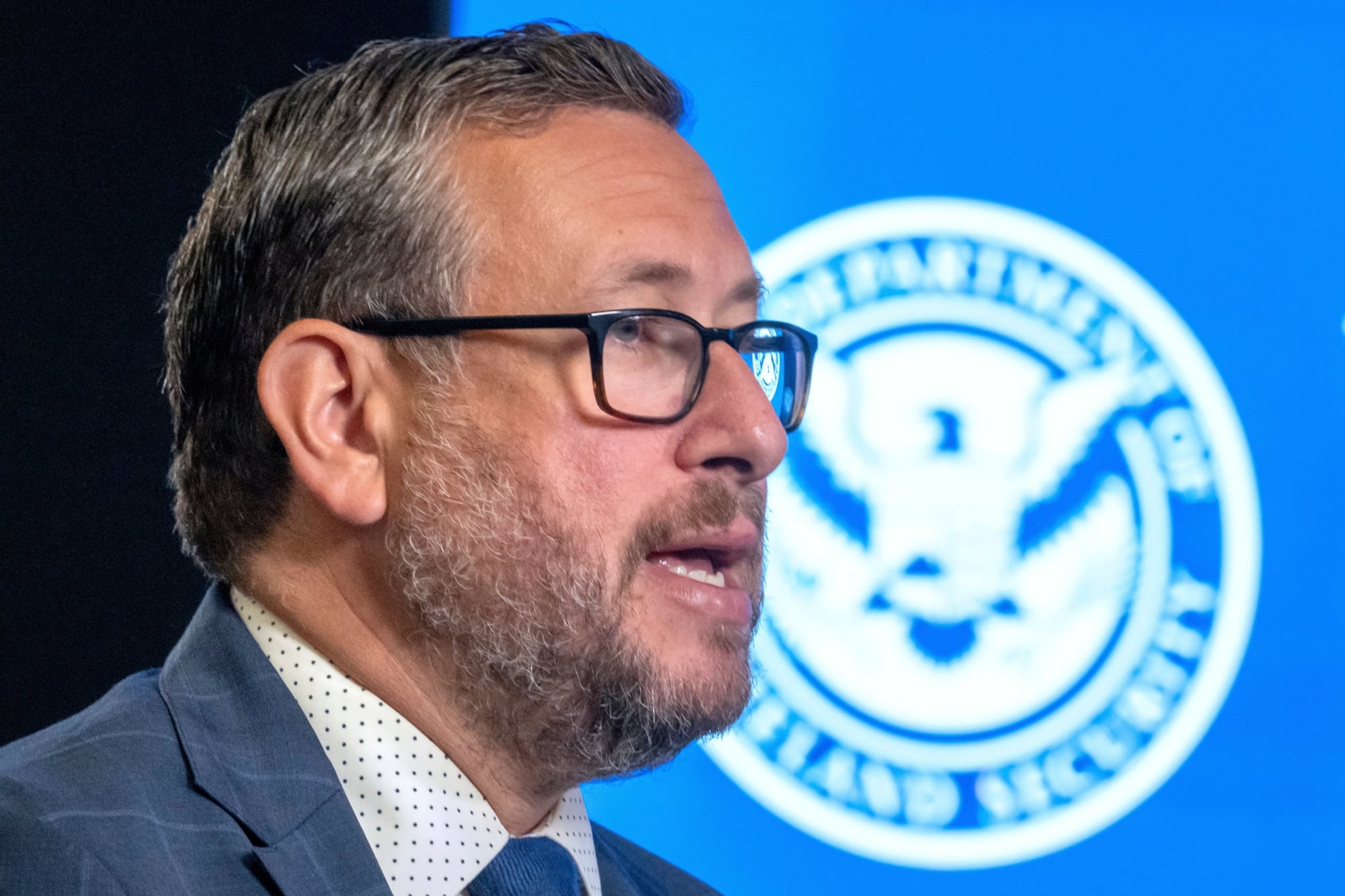Joseph Edlow, director del Uscis: “El asilo se ha usado indebidamente para dilatar procesos y tener permiso de trabajo”
