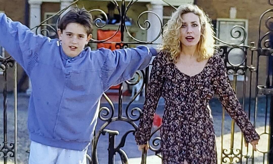 Junto con su hijo Tyler Lambert, que se suicidó en 2010
