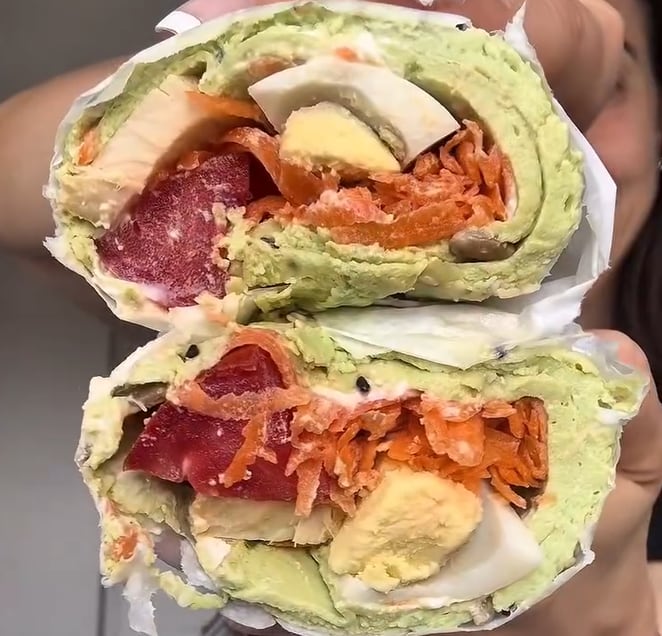 El pionono de huevo y palta es una opción saludable para adquirir minerales y proteínas