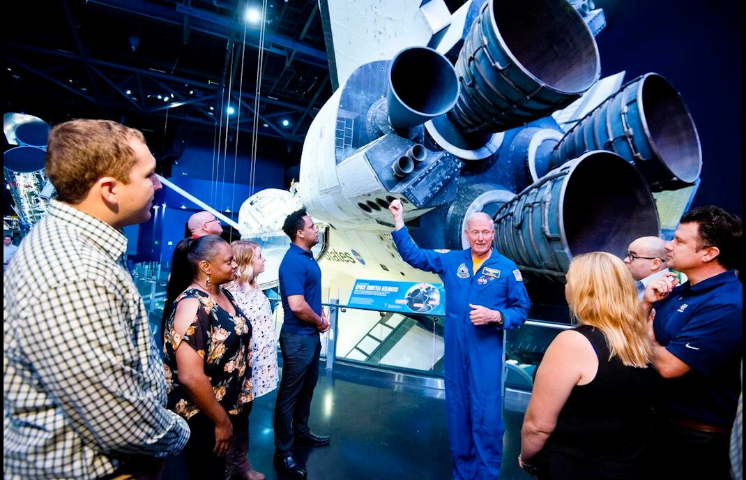 El Centro Espacial Kennedy permite encuentros con astronautas y ofrece visitas guiadas (Web/kennedyspacecenter)