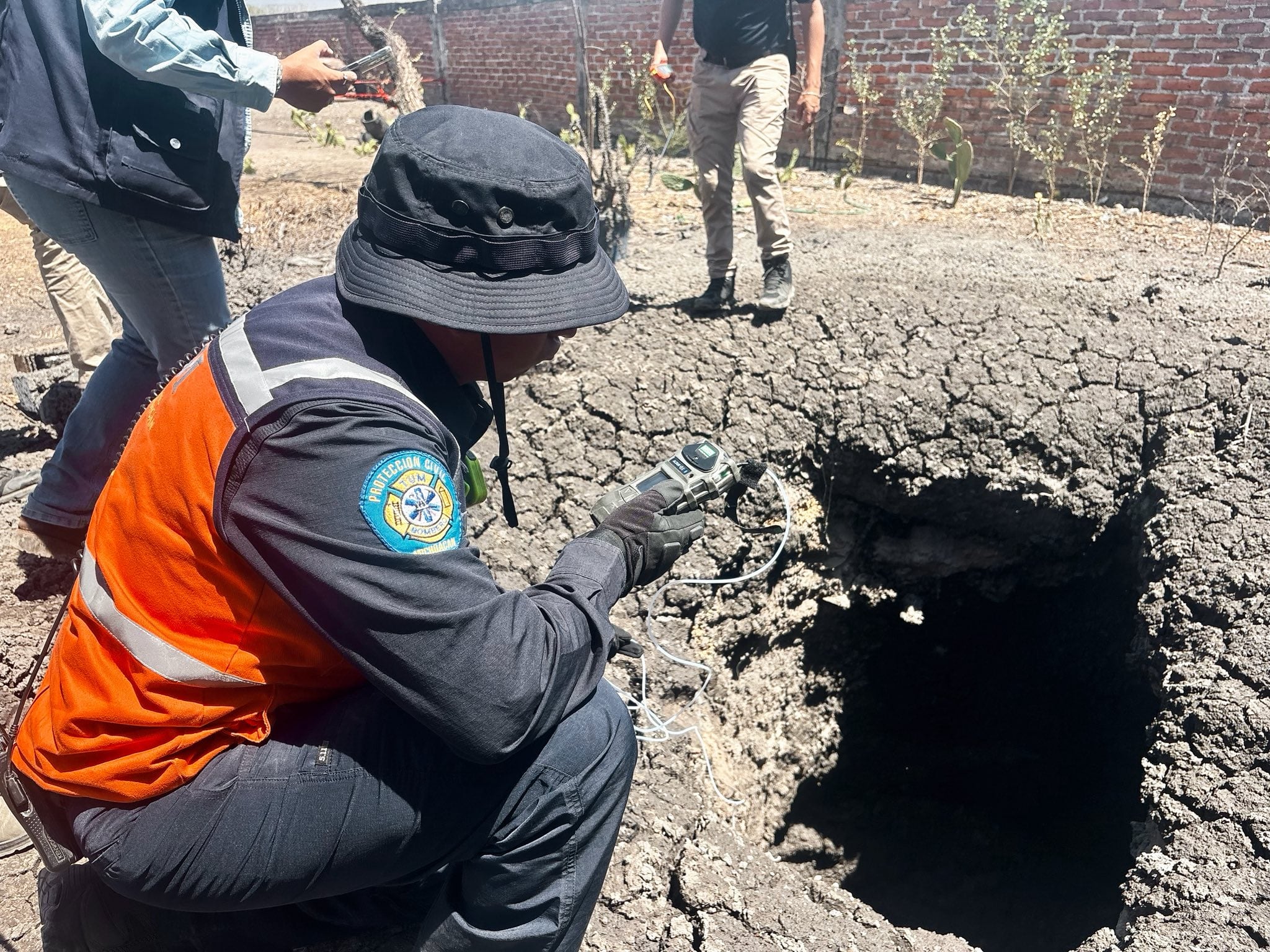 La actividad se transformó en un pozo de lodo con burbujeo constante