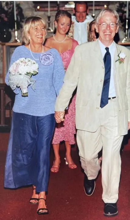 Daphne y Chuck el día de su boda en el Valle de Napa en 2001