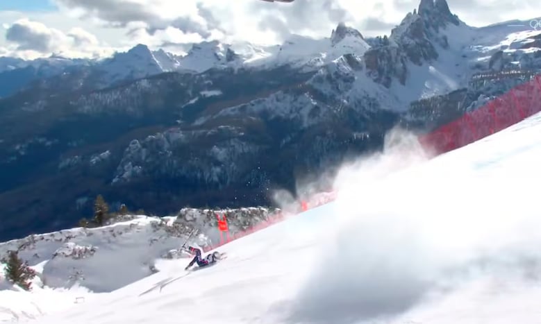 Las imágenes de su caída se viralizaron rápidamente (Foto: X)