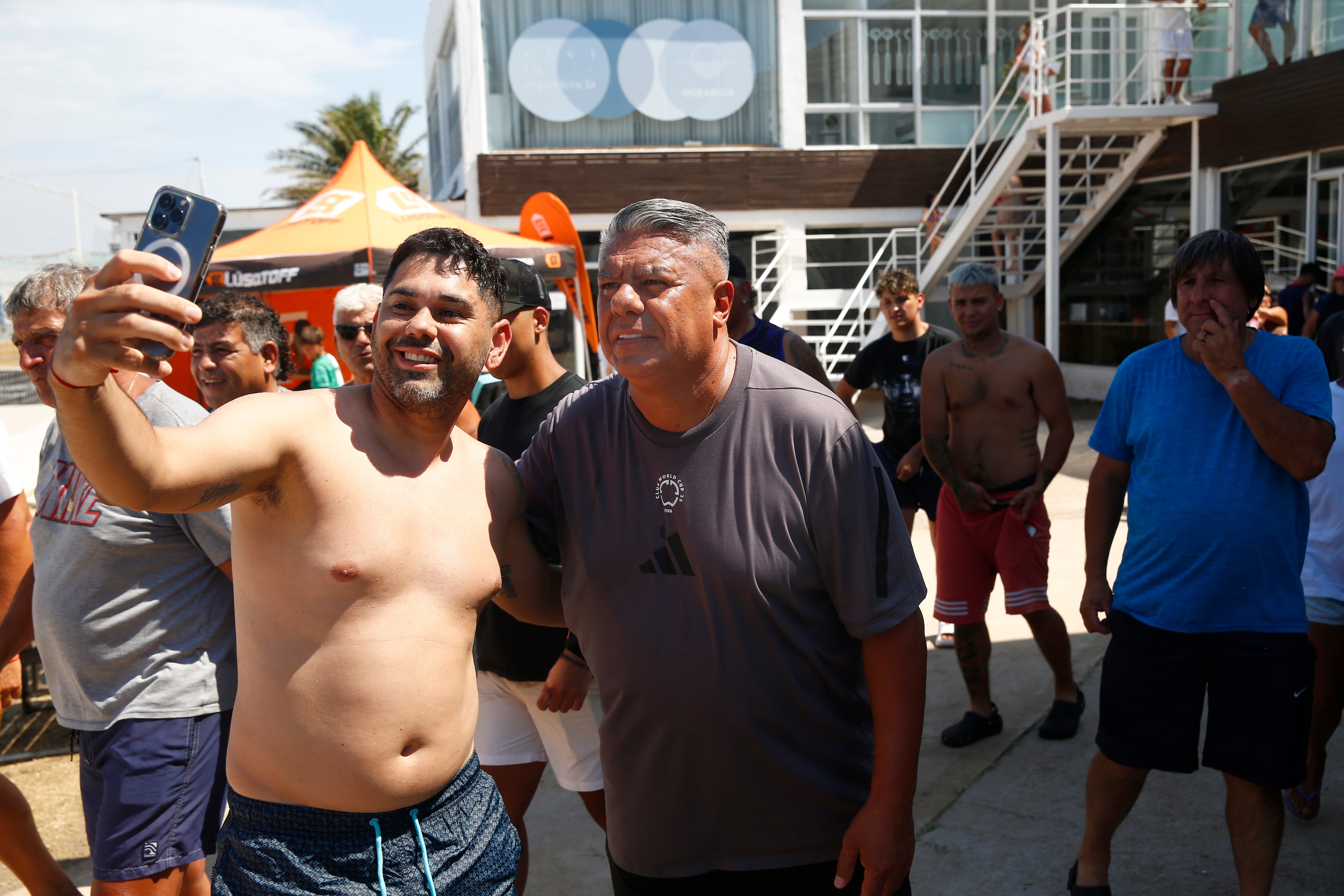 Chiqui Tapia de vacaciones en el Balneario 12 de punta Mogotes.
Mar del Plata, 12 de enero 2026
