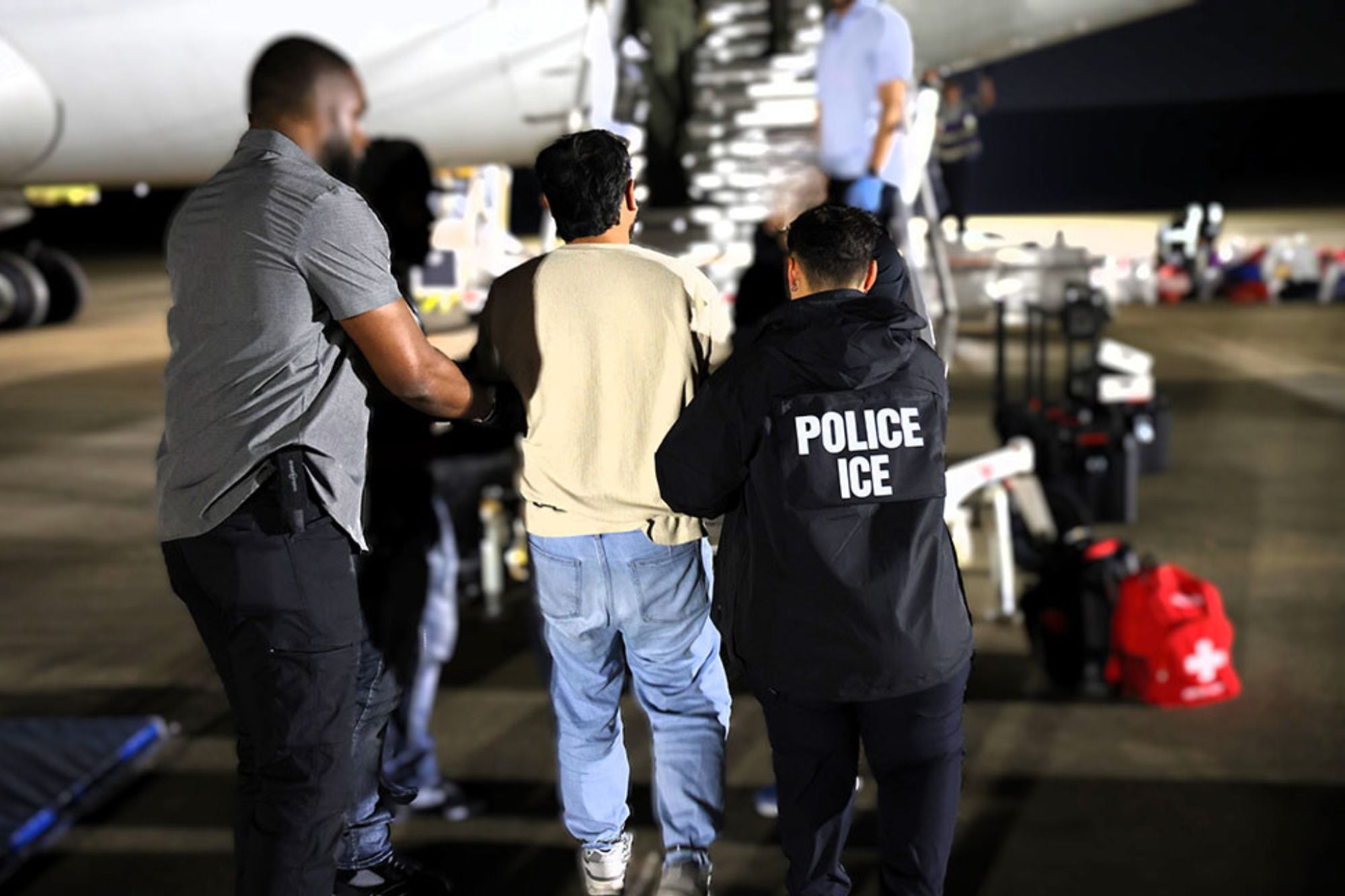 Una ciudad de California aprobó un presupuesto de miles de dólares para proteger a familias afectadas por redadas del ICE