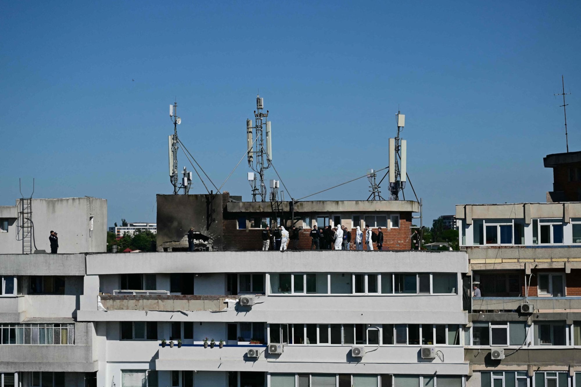Impacto en un edificio residencial en Rumania
(Daniel MIHAILESCU / AFP)