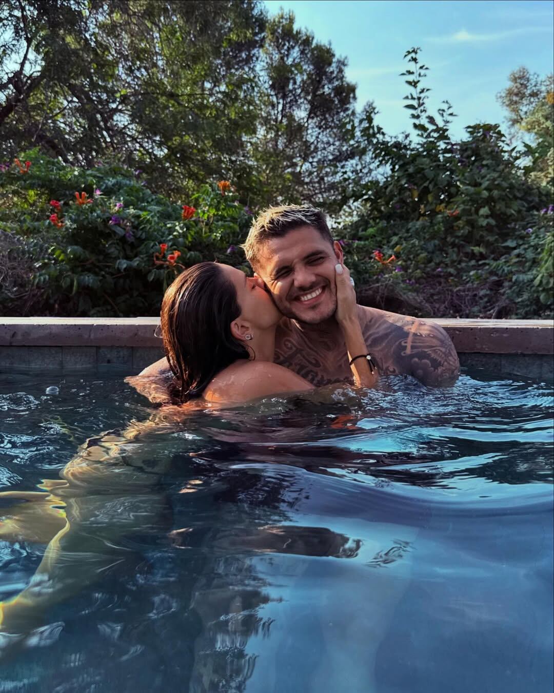 Las románticas postales de Mauro Icardi y la China Suárez que revolucionaron las redes (Captura: Instagram @mauroicardi)