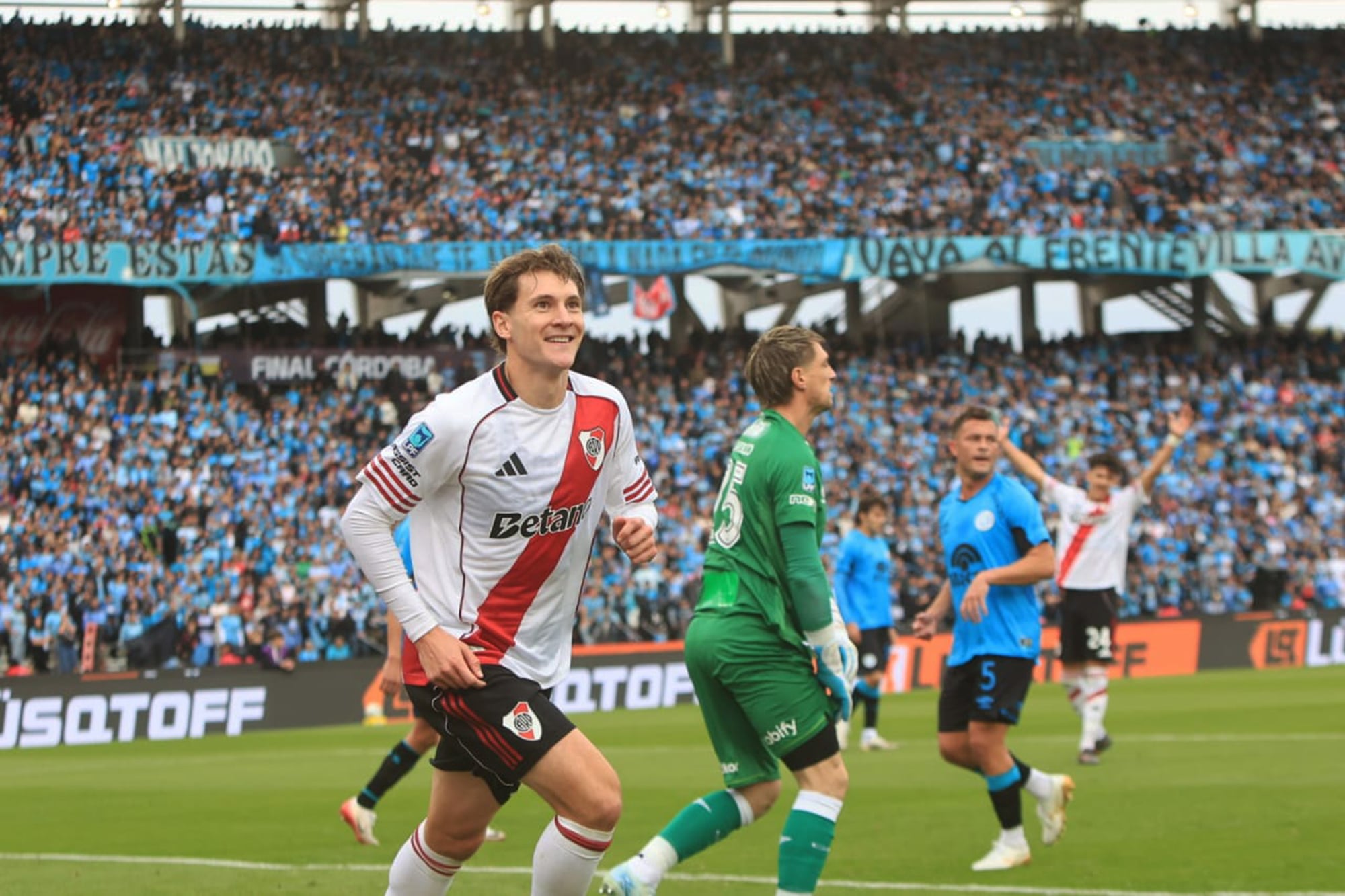 El festejo de Colidio en el Kempes