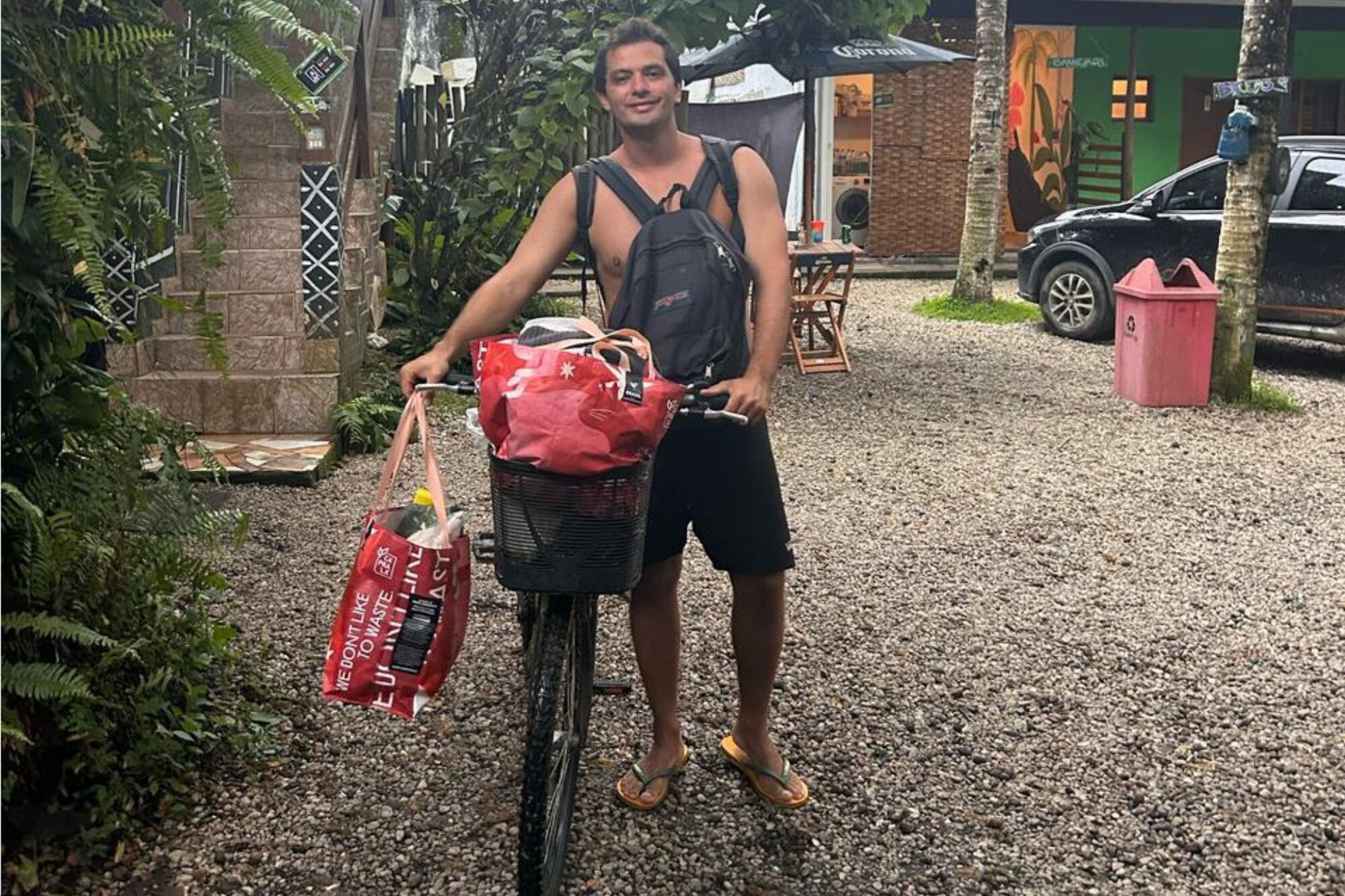 Alejo Dahl Rocha, durante su estadía en Brasil cuando vivió ahí para desembarcar con el negocio