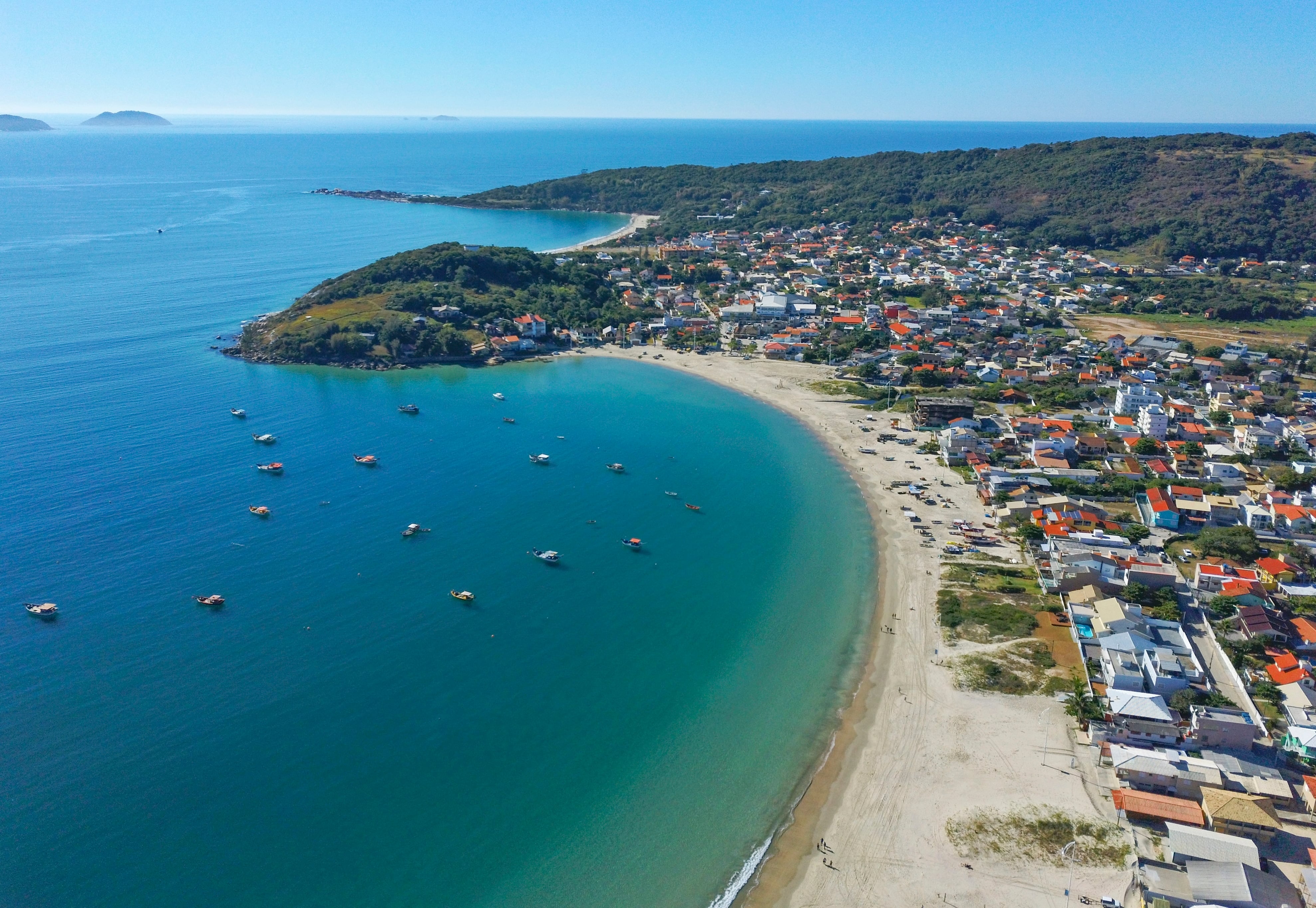 El litoral tiene playas extensas y muy bonitas