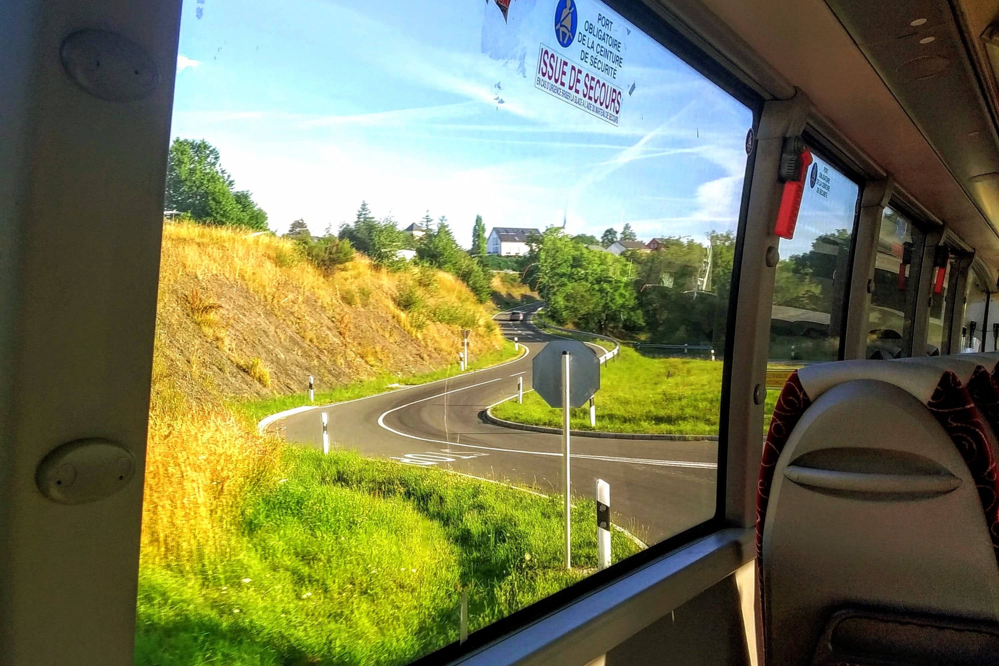 Lucas regresó a Luxemburgo.