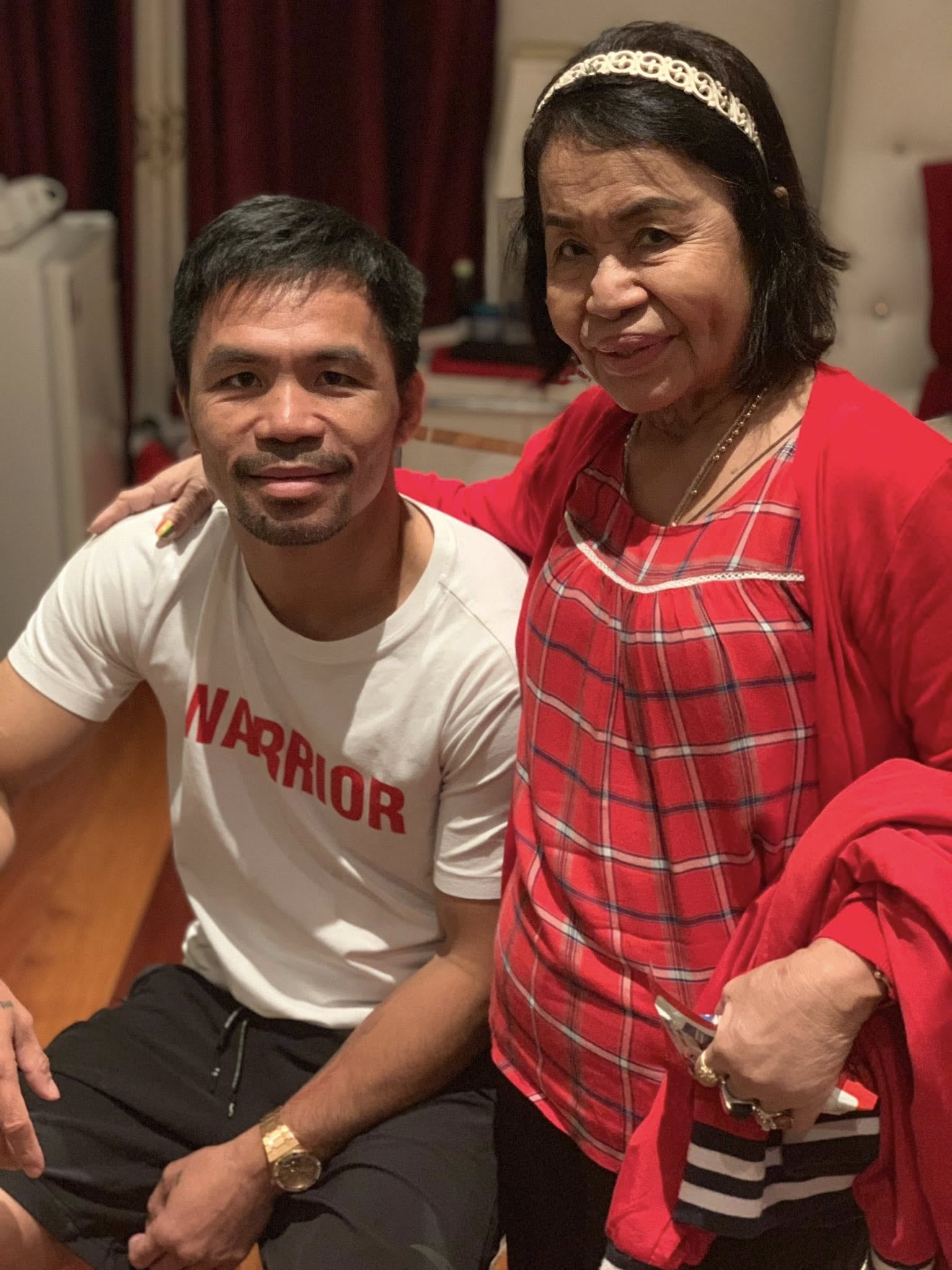 Manny Pacquiao vivió su infancia en pobreza y migró de su ciudad de origen para apoyar a su familia. Foto: Facebook / Manny Pacquiao
