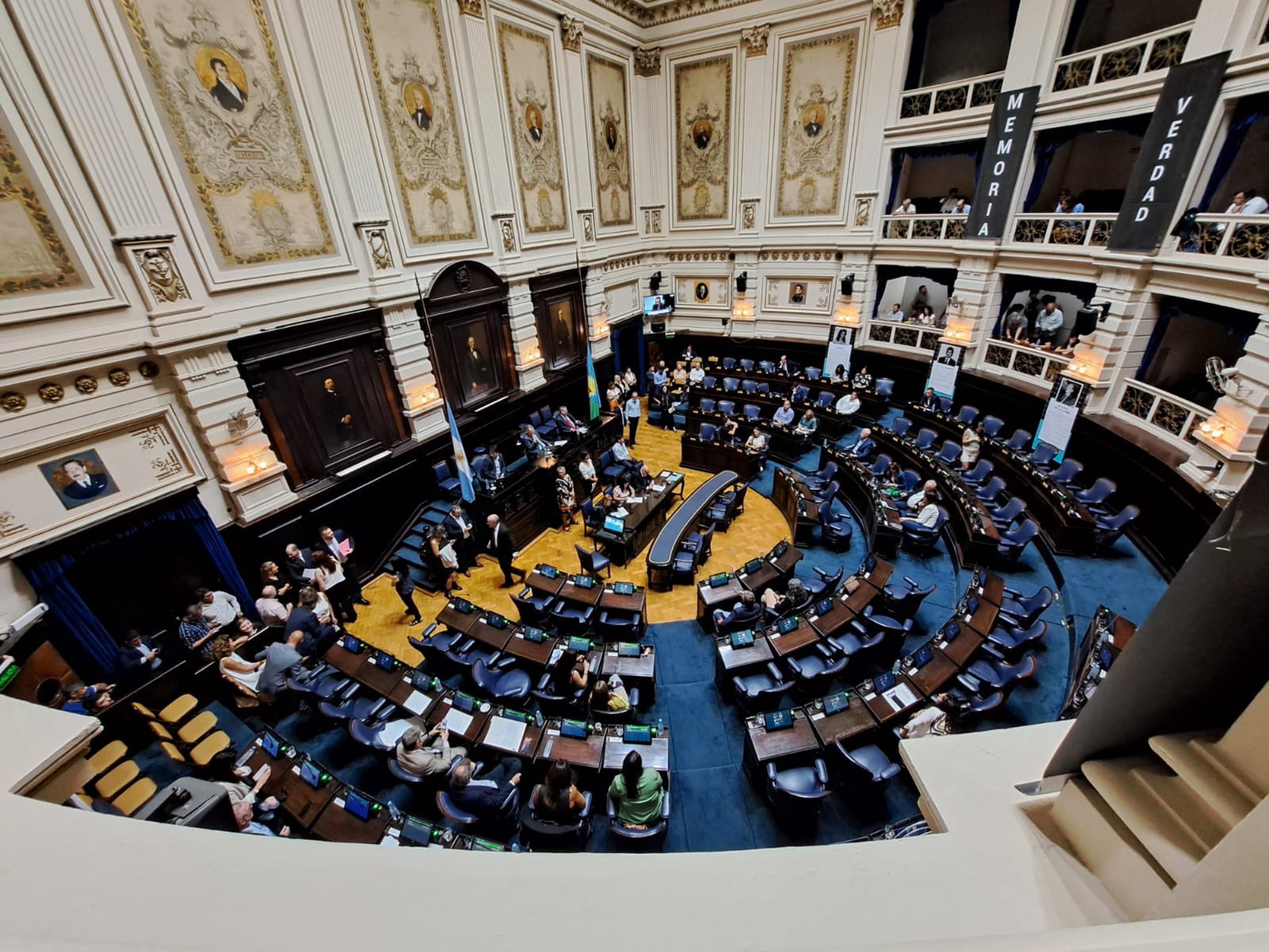 El peronismo evalúa ampliar la Legislatura bonaerense