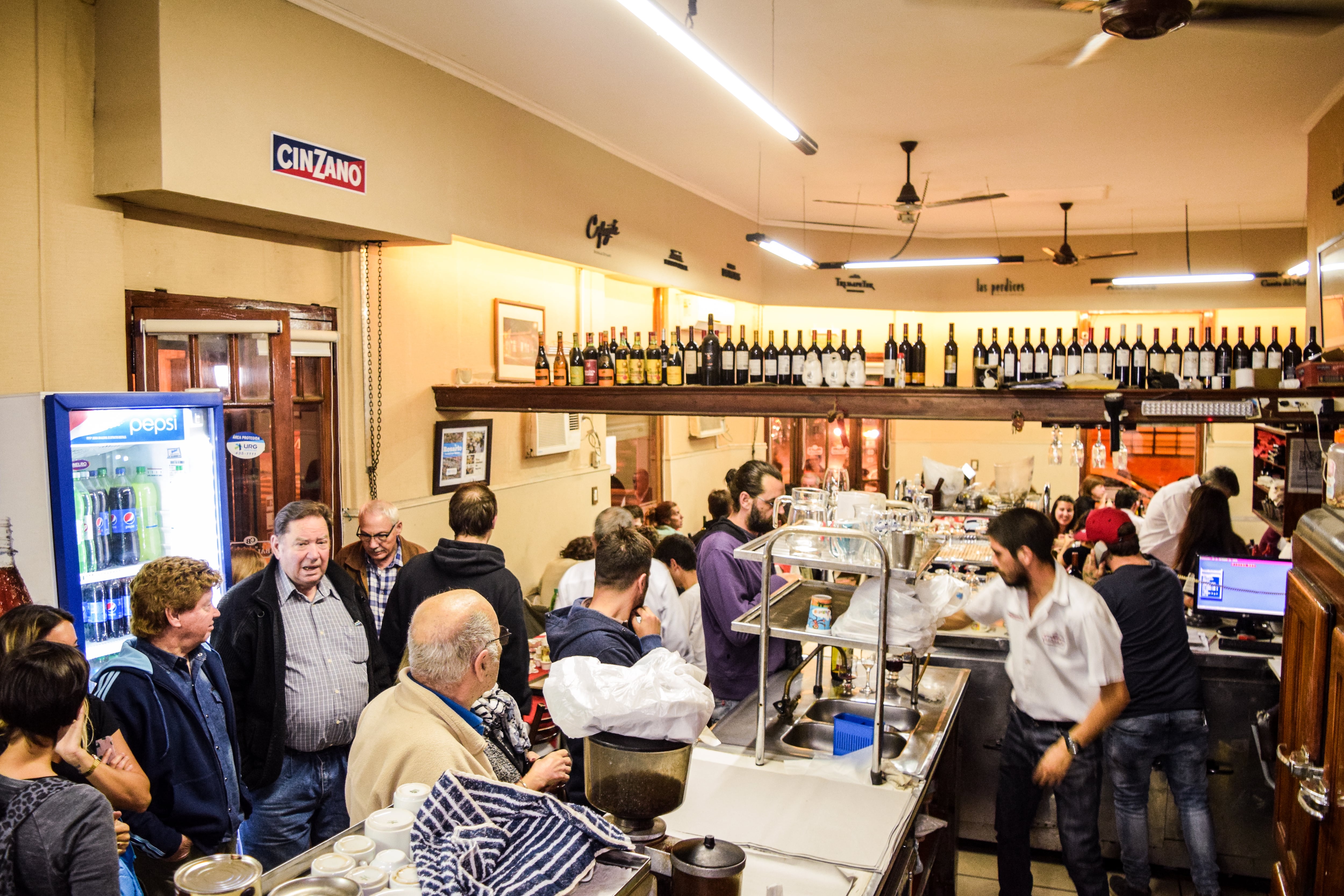 El salón en hora de servicio