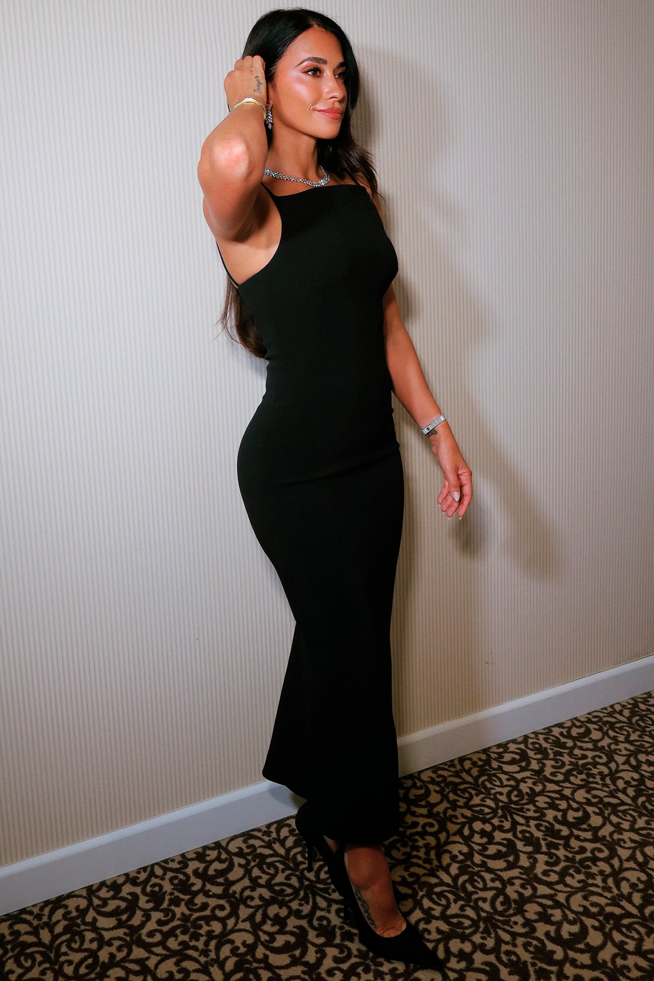 Para la ceremonia de premiación en el Teatro Campomar, la rosarina optó por una creación de Givenchy que, igual que en la foto anterior, accesorizó con zapatos Balenciaga y alhajas Tiffany & Co