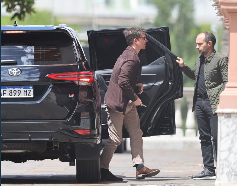 Santiago Caputo, algo relegado en la nueva dinámica de la Casa Rosada