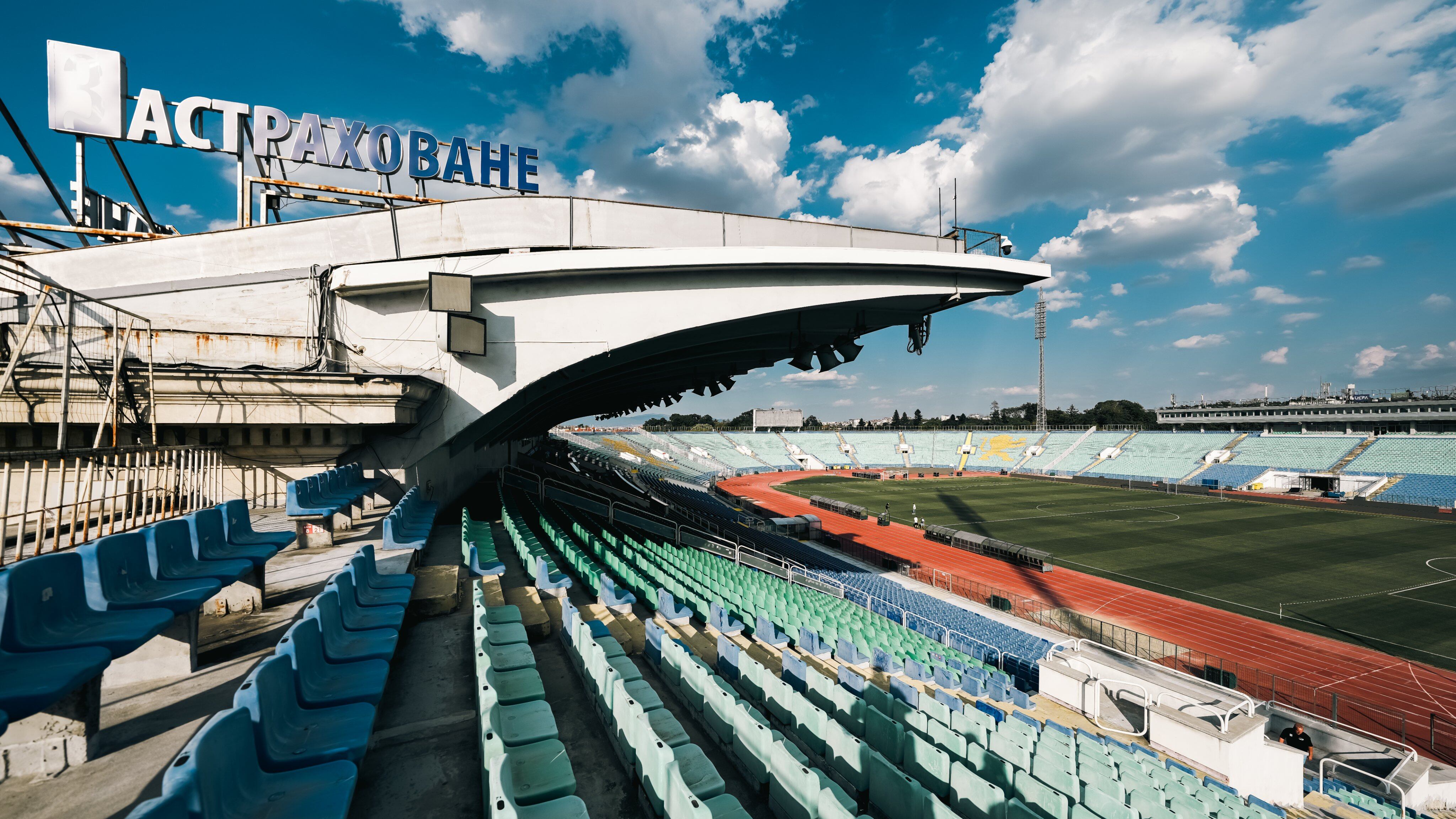 Bulgaria y España comenzarán con las actividades del grupo E de eliminatorias de la UEFA (X/@AZAlkmaar)