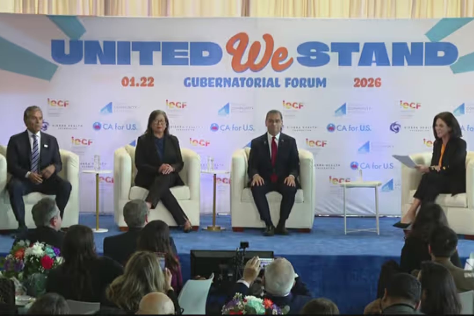 Los candidatos expusieron sus propuestas clave en materia de inmigración