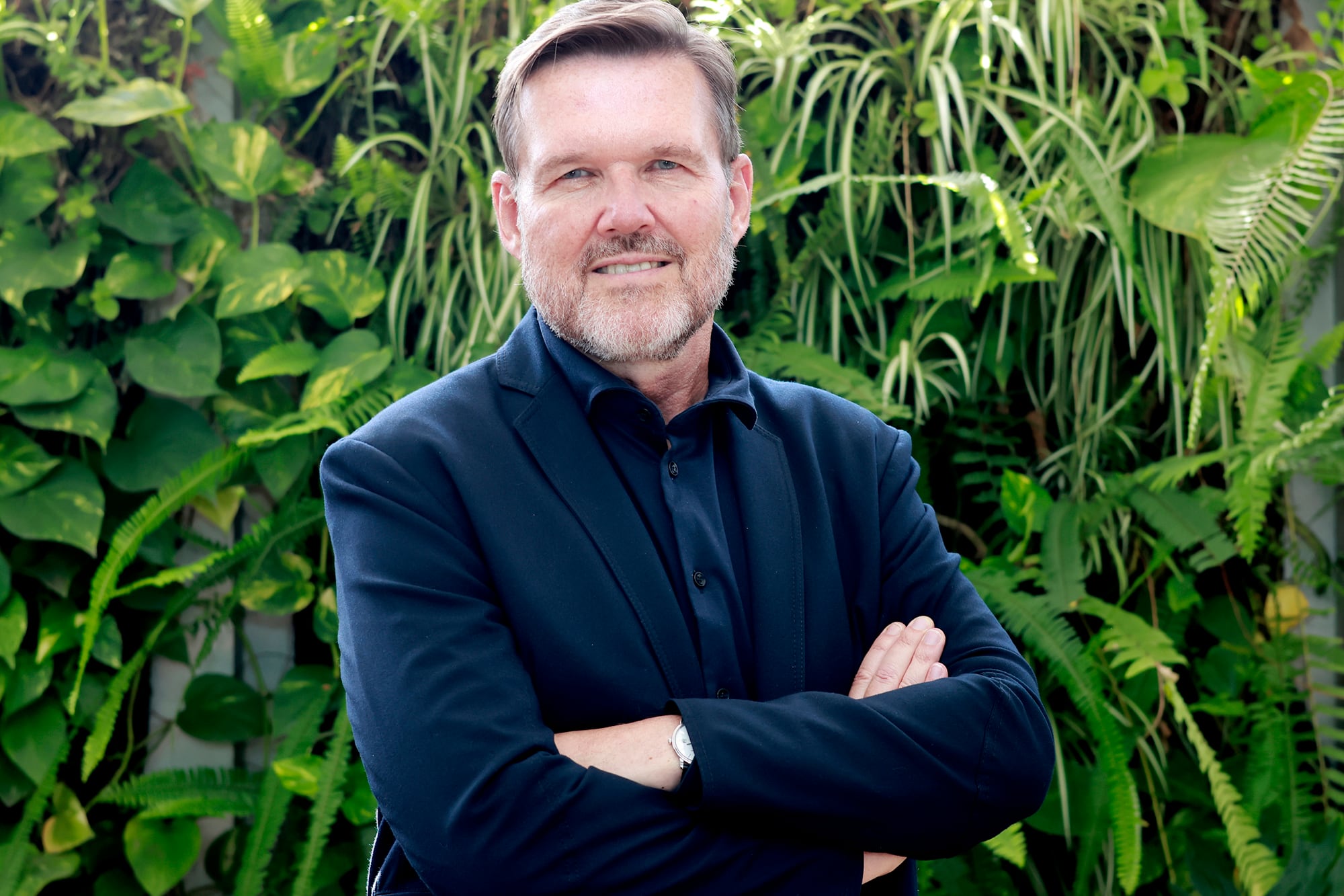 Rolf Hoenger:  “La economía está en riesgo si no se invierte bien en salud”