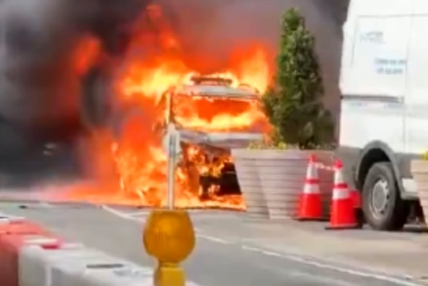 La explosión de un auto cerca del Toro de Wall Street desató el pánico y provocó corridas en Nueva York